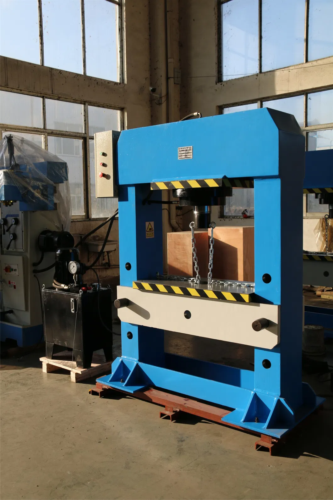 HP-300 Gantry Hydraulic press machine portable hydraulic press with price